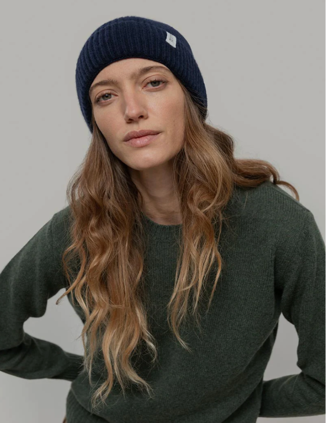 Recycled Cashmere Beanie Marcello - Blackberry Blue