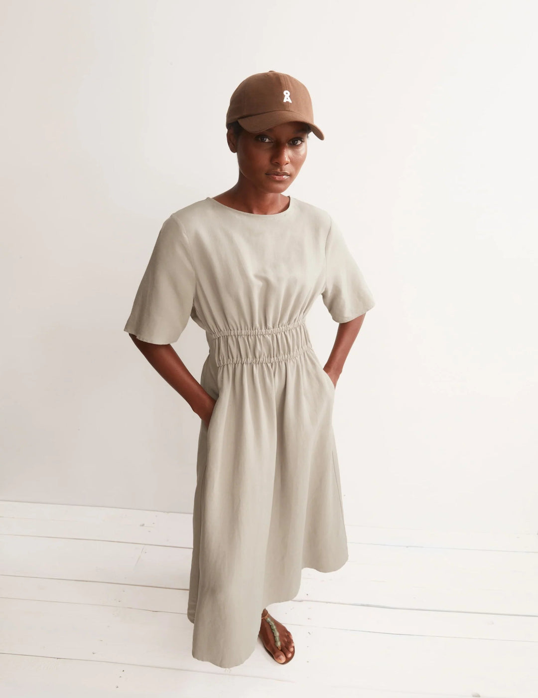 LINEN BLEND GATHERED DRESS