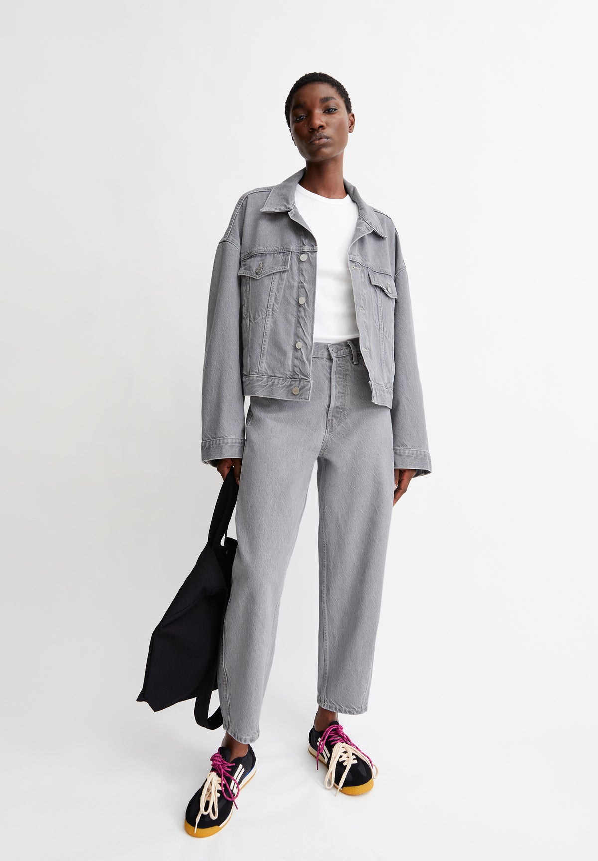 BAARLY HIGH WAIST BARREL JEAN