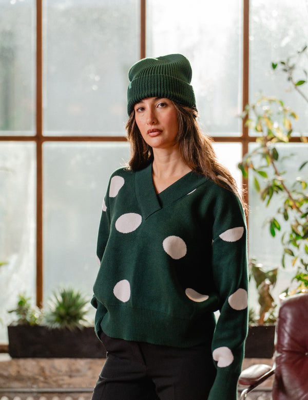 Fresh Heavy Knit V Neck Crew - Polka Dot