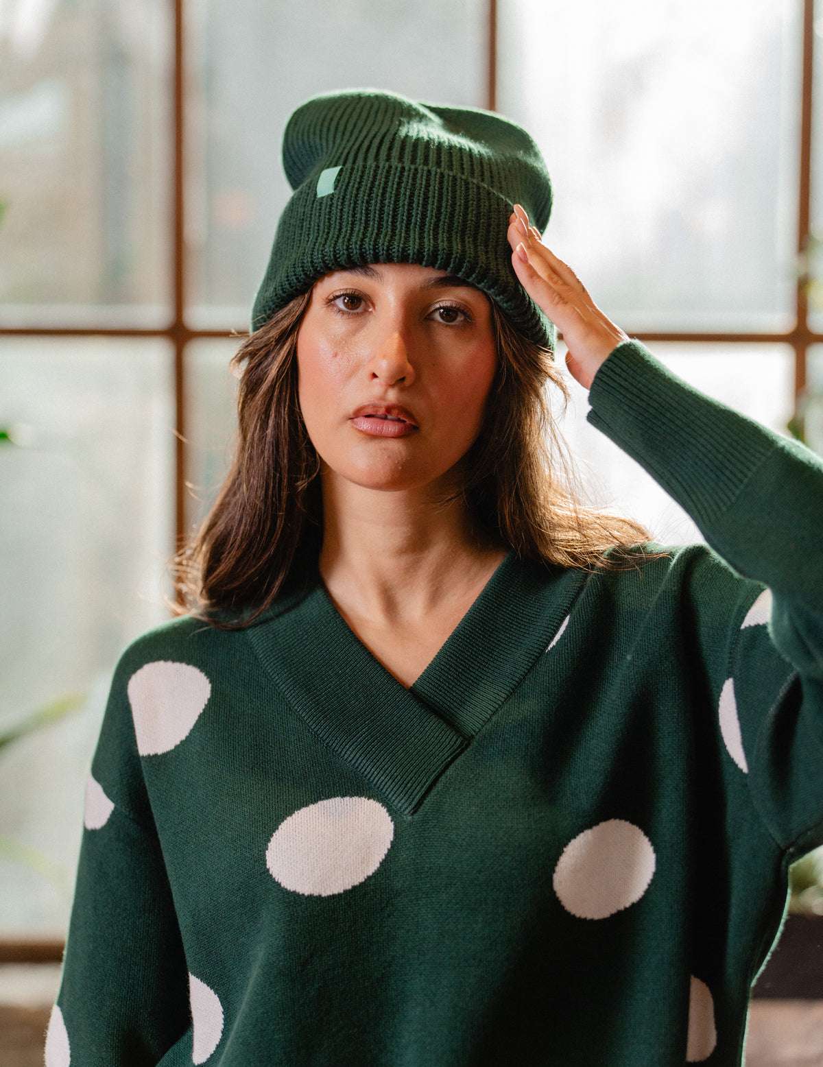 Fresh Heavy Knit V Neck Crew - Polka Dot