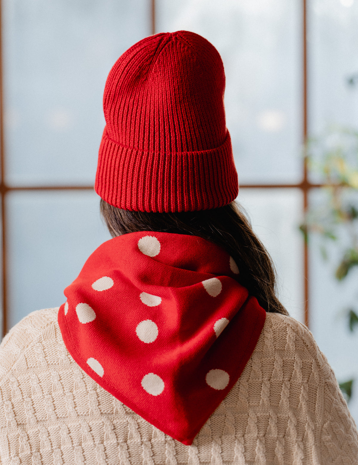 Knit Triangle Scarf - Polka Dot