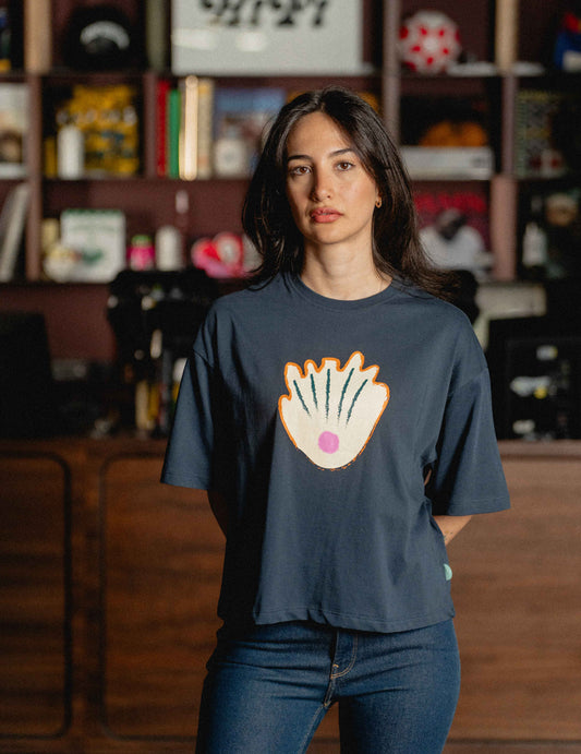 Oversized Tee - Pearls