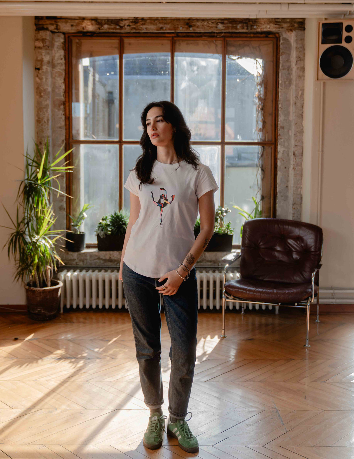 Rolled Sleeve White Tee - Solus