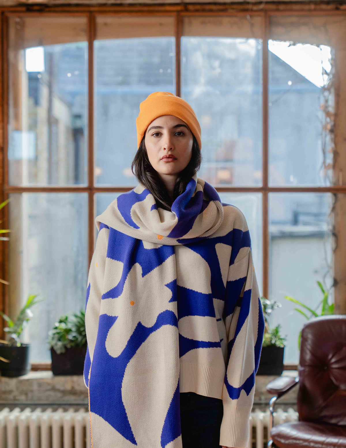 Heavyweight Knit Scarf - Flower