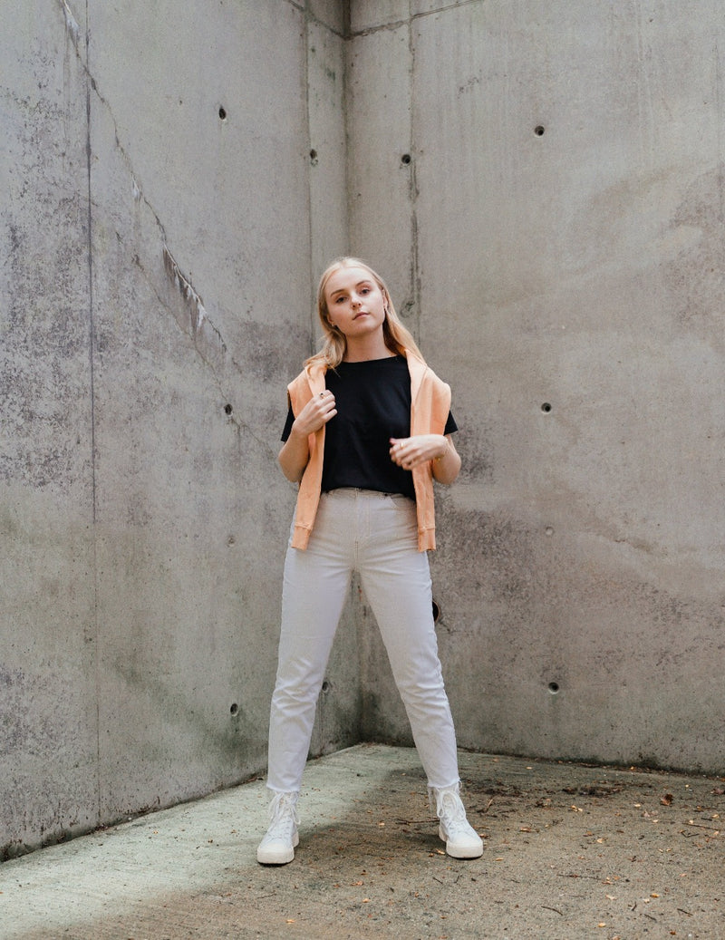 Relaxed Tee - Black