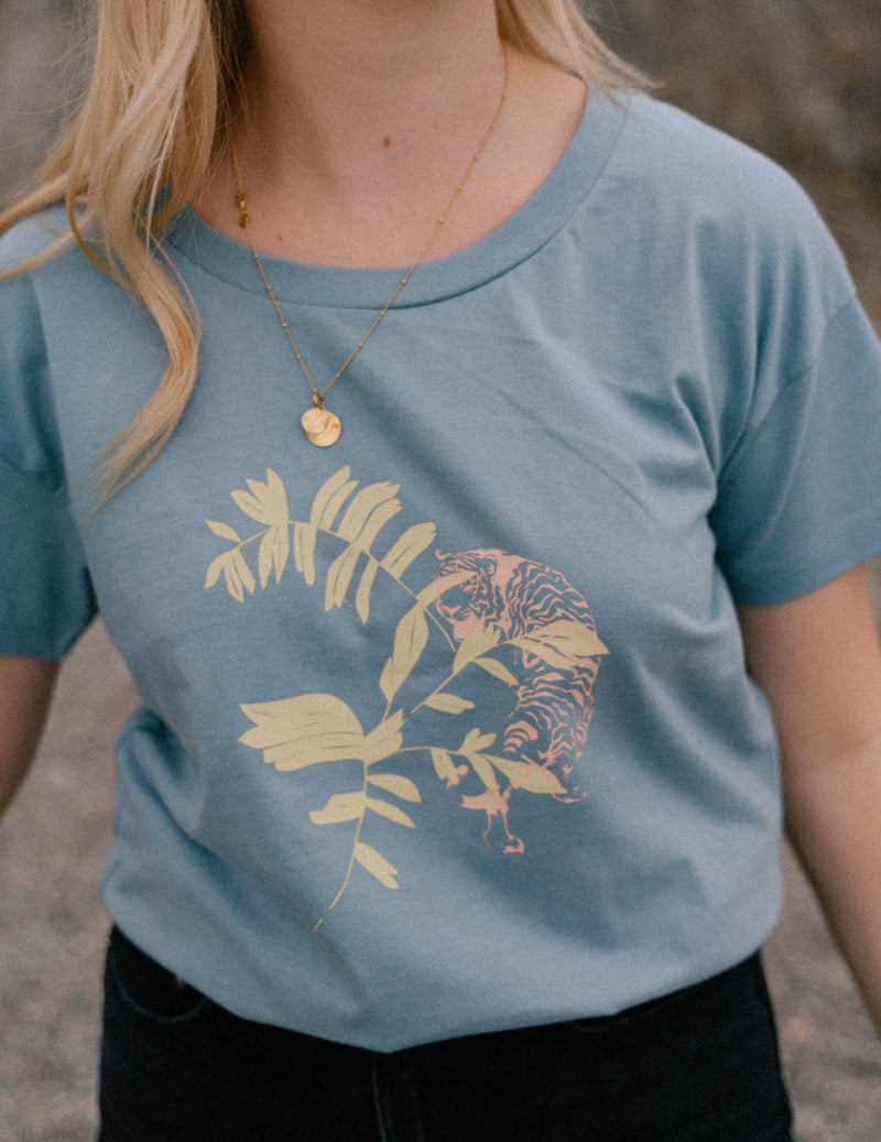 Relaxed Tee - Tiger Leaf