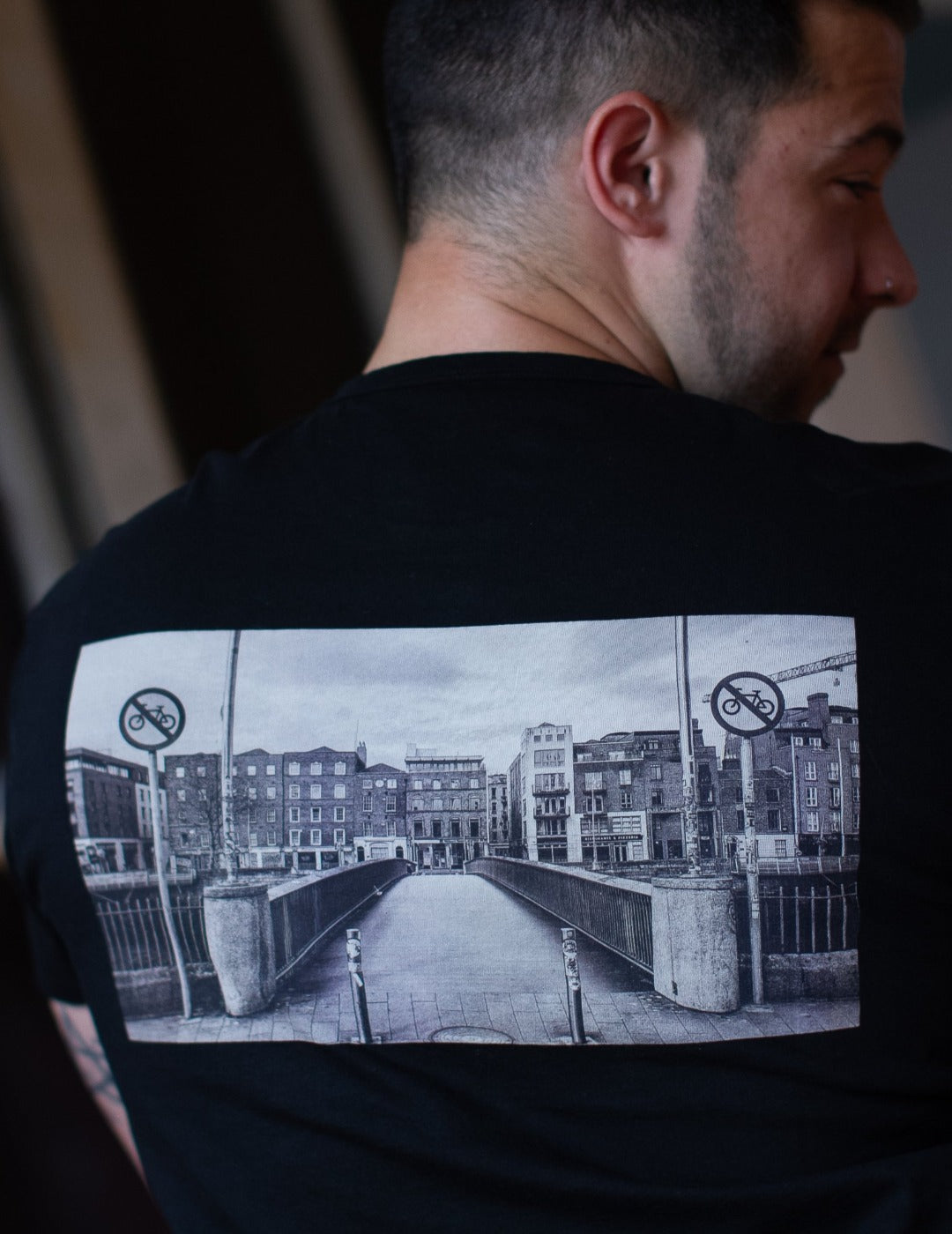 Fresh Relaxed Tee X Aidan Kelly Millennium Bridge