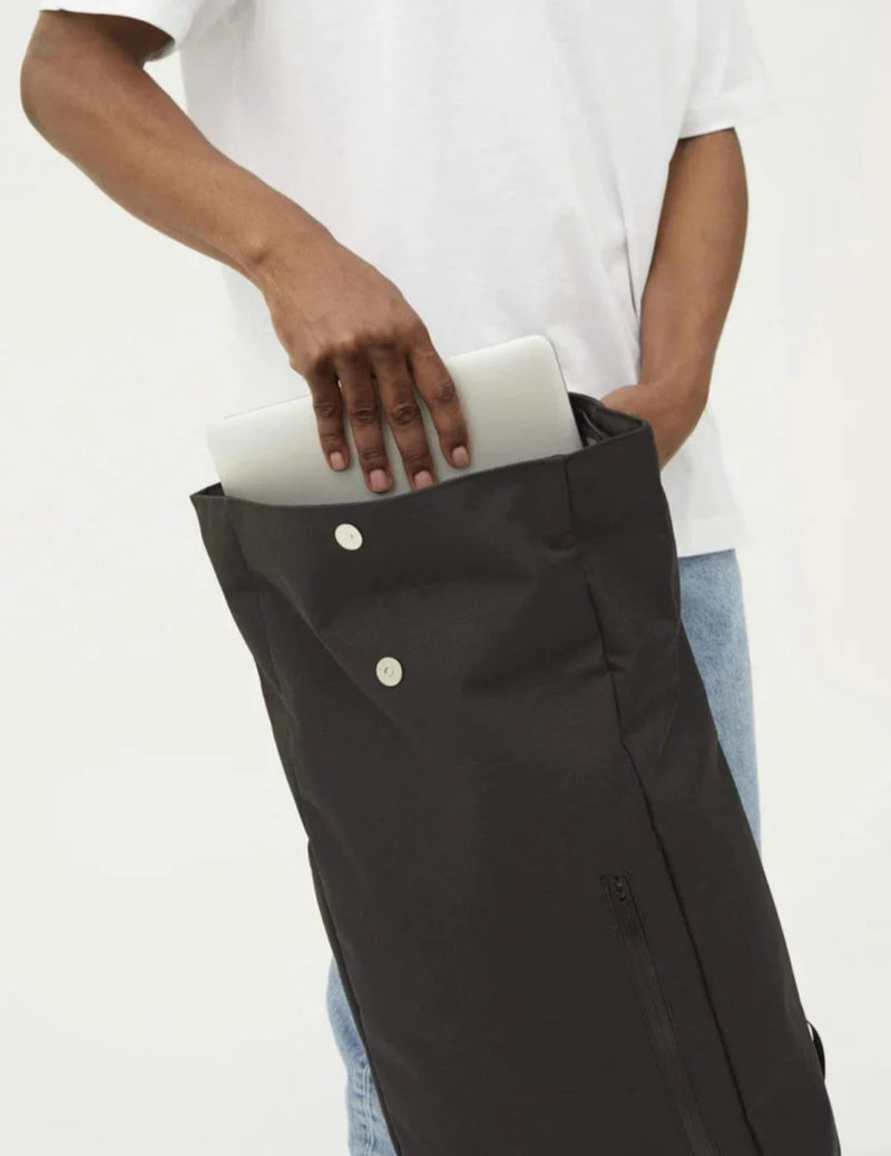 ROLL REFLECTIVE BACKPACK BLACK
